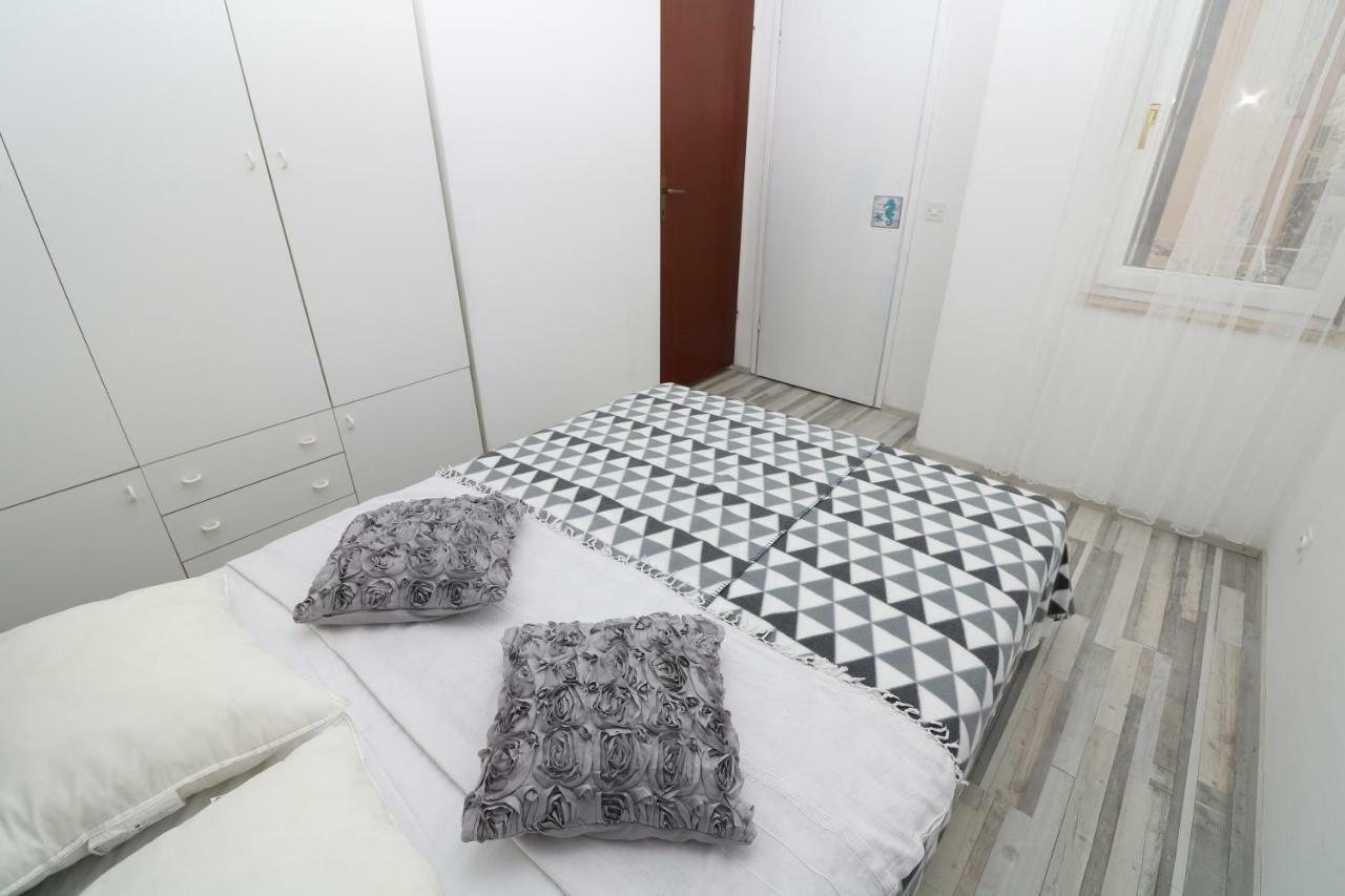 Apartment Corto Baška Eksteriør bilde