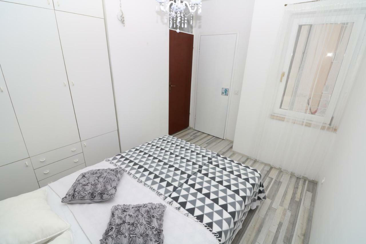 Apartment Corto Baška Eksteriør bilde